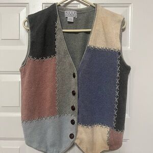 Vintage Nell Flowers Sweater Vest Pastel Color Patchwork Design Cottagecore L
